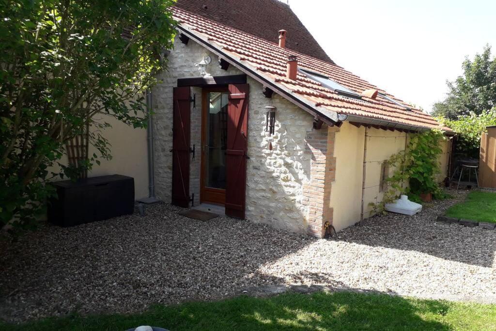 La Maison Du Bonheur Groupe Famille Ladon Exterior foto