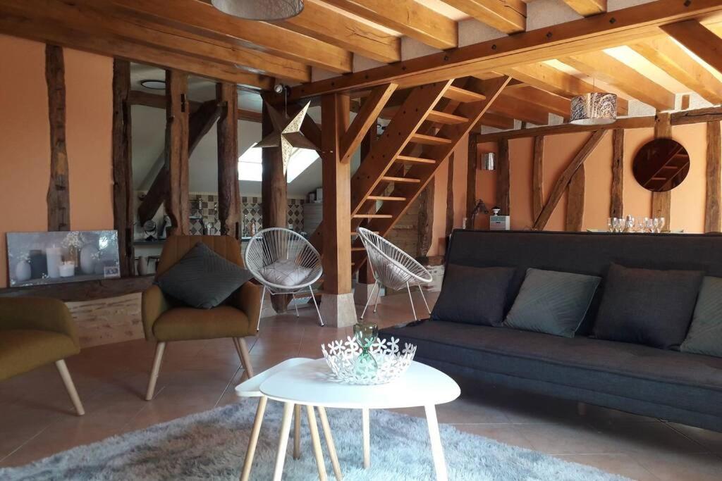 La Maison Du Bonheur Groupe Famille Ladon Exterior foto